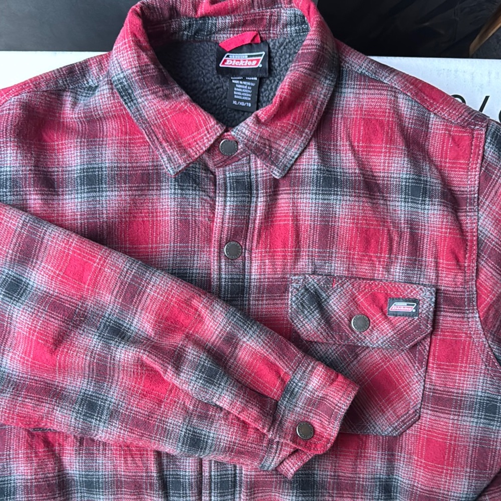 Men’s XL Dickies flannel jacket // NWOT